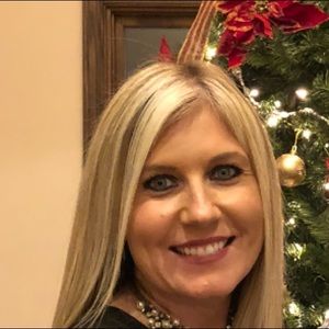 Meet your Posher, Ashlee